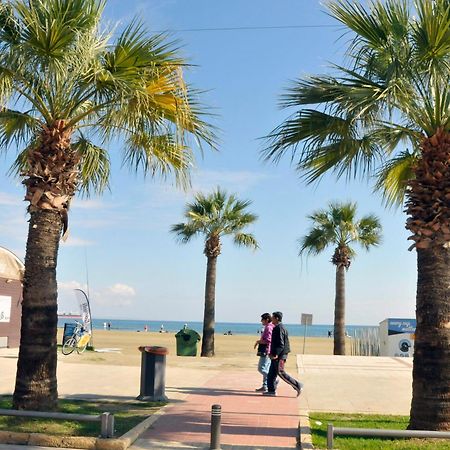 11 Suites - Golden Sunrise Suite Larnaca Rum bild